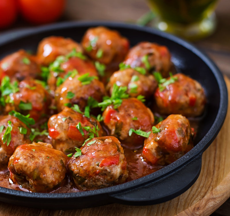 Boulettes de viande au cumin sauce tomates au paprika
